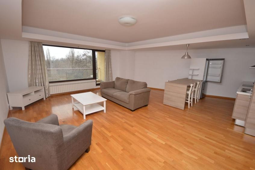 Apartament cu 3 camere în Băneasa