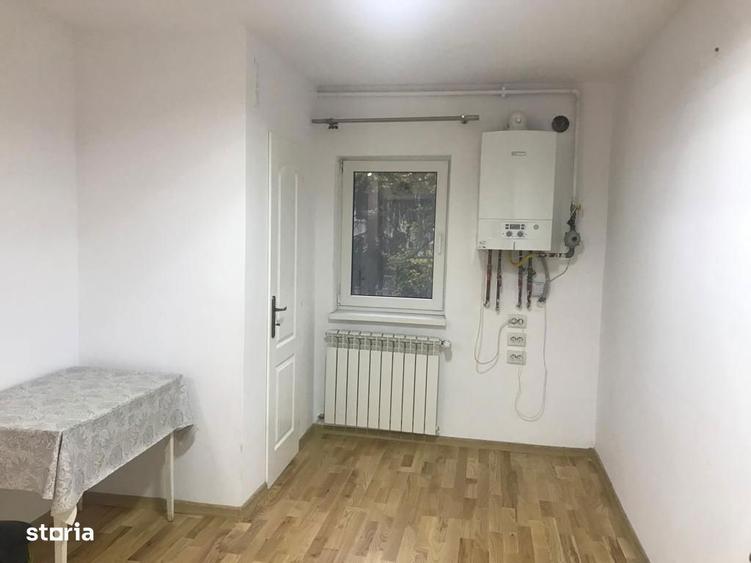 Apartament cu 4 camere decomandat în Zorilor