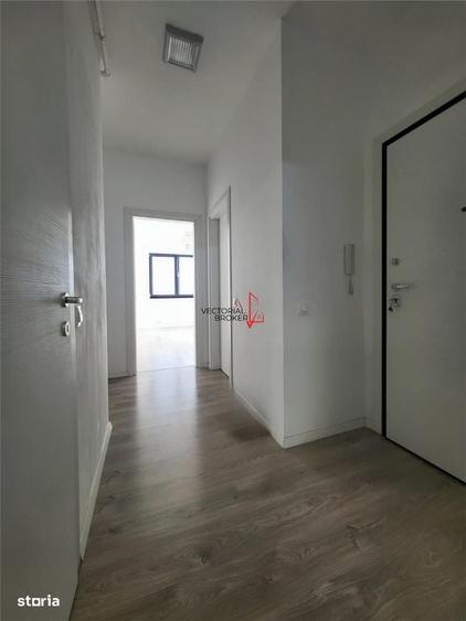 Apartament cu 3 camere decomandat în Titan