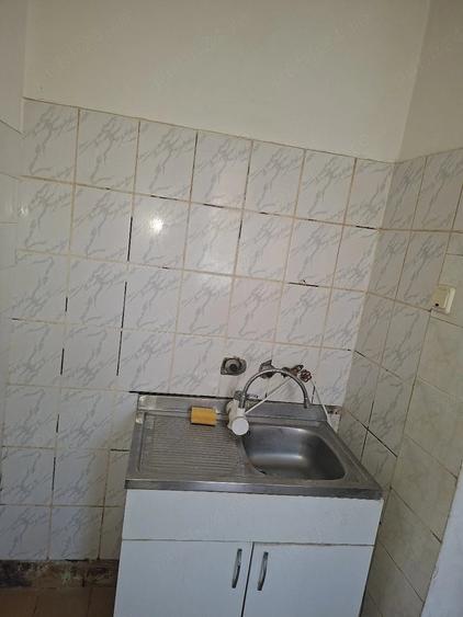 Garsonieră semidecomandată în Central