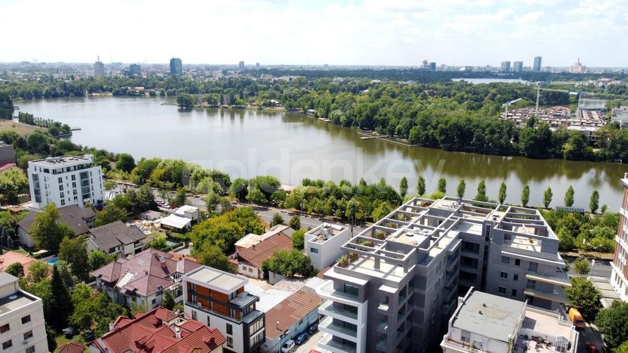 Apartament cu 3 camere decomandat în Floreasca