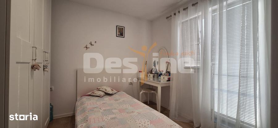 Casă cu 4 camere decomandat cu Teren 100 Mp în Central