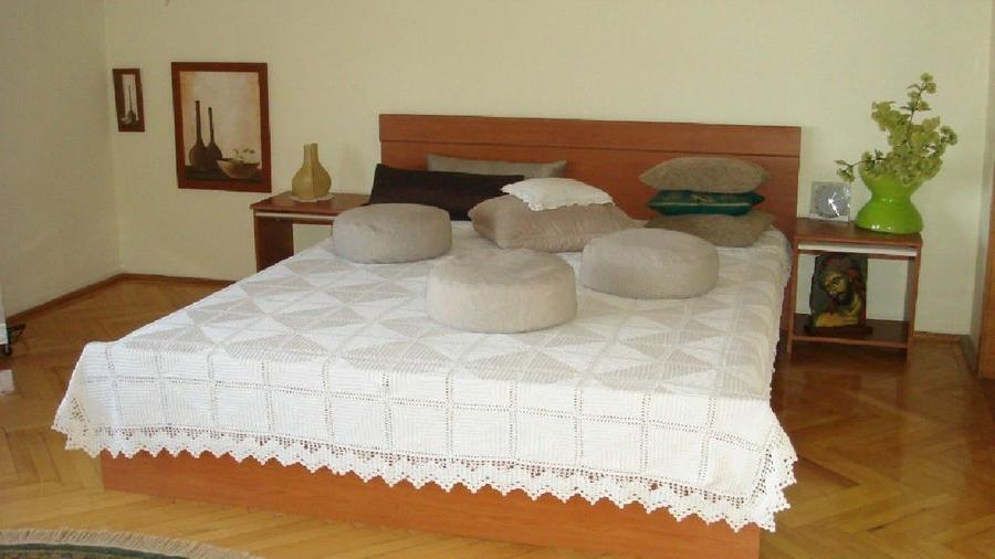 Casă individuală cu 6 camere cu Teren 1400 Mp în Nord