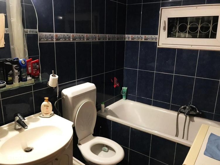 Casă cu 3 camere în Vatra Luminoasă