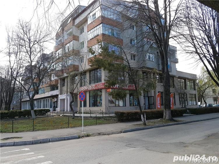 Spațiu comercial, de 688 mp, în Central