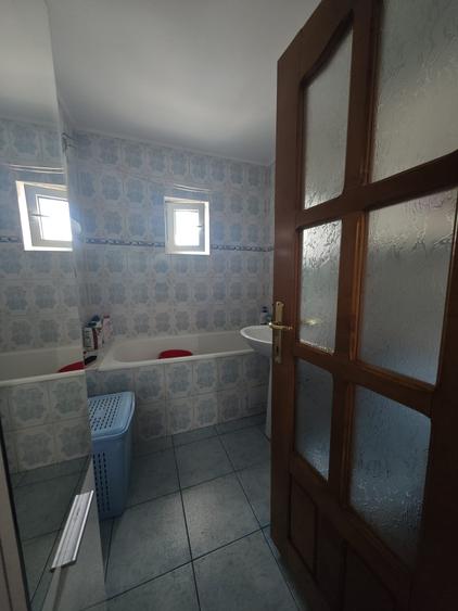Apartament cu 4 camere în Central