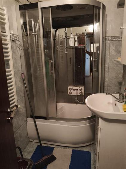 Apartament cu 2 camere decomandat în Apollo