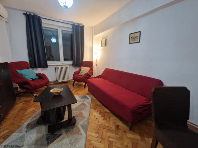 Apartament cu 2 camere semidecomandat în Central