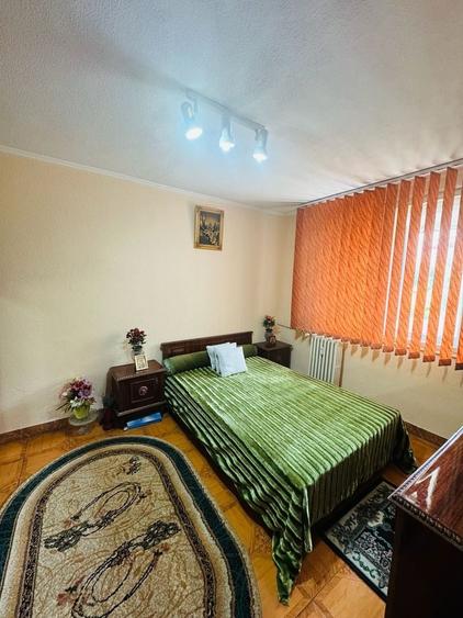 Apartament cu 2 camere semidecomandat, mobilat în Alexandru Obregia