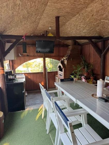 Casă cu 4 camere cu Teren 1160 Mp în Podari