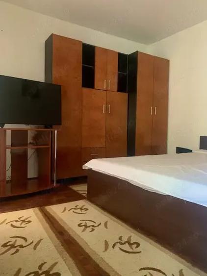Apartament cu 2 camere semidecomandat în Dacia