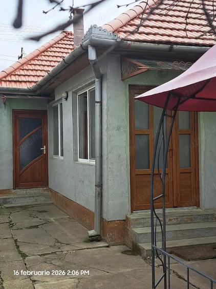 Casă cu 3 camere cu Teren 600 Mp în Vladimirescu