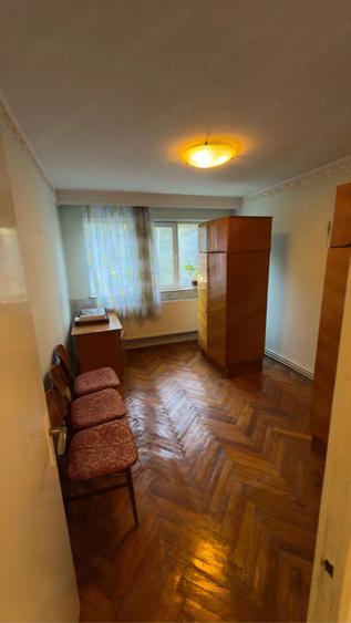Apartament cu 2 camere semidecomandat în Abator