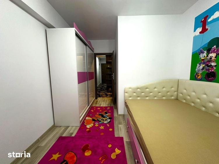 Apartament cu 3 camere decomandat în Dobroești