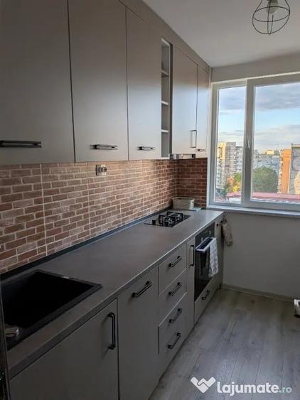 Apartament cu 2 camere semidecomandat în Lujerului