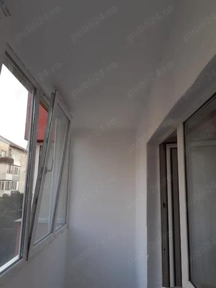 Garsonieră decomandată în Girocului
