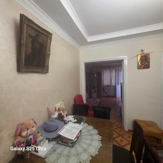 Apartament cu 3 camere în Dorobanți
