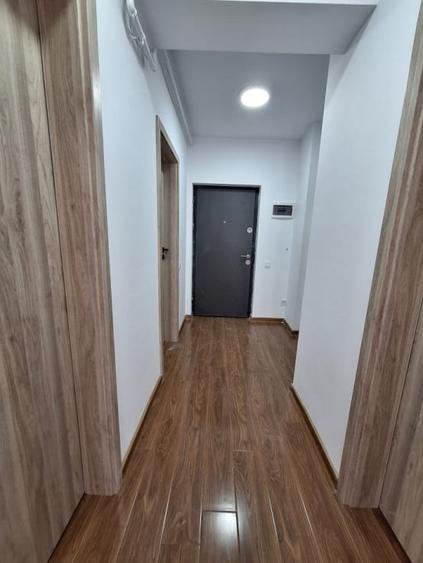 Apartament cu 3 camere, 55 mp, balcon, zona Terra - 6