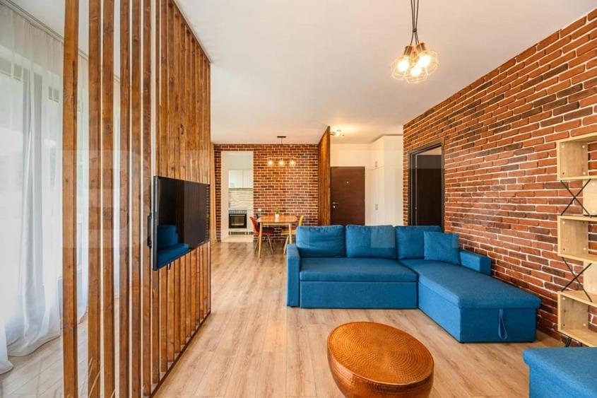 Apartament cu 3 camere decomandat, mobilat în Drumul Poienii