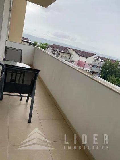Apartament cu 2 camere semidecomandat, mobilat în Bună Ziua