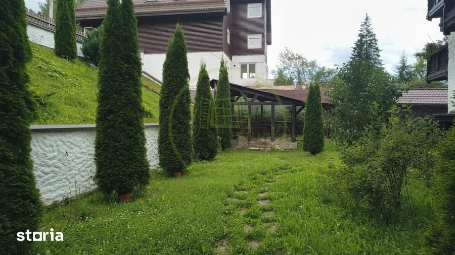 Apartament cu 3 camere în Clăbucet