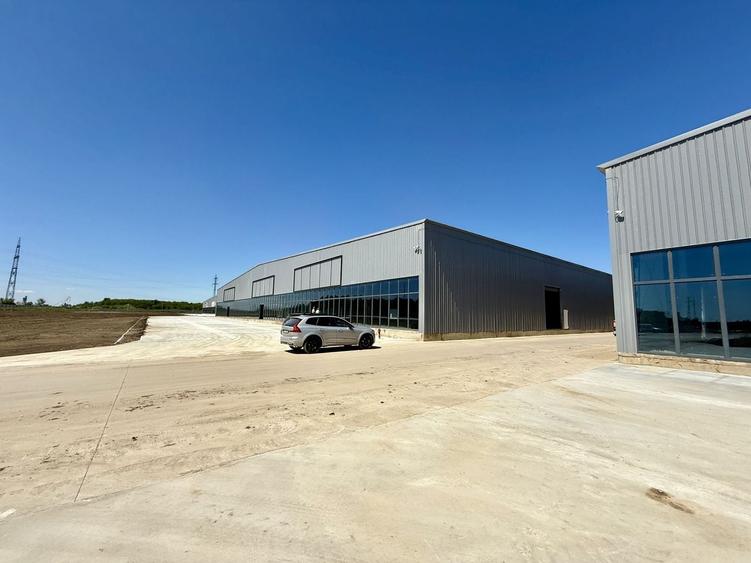 Spațiu industrial, de 16,000 mp, în Afumați