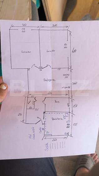 Apartament cu 3 camere semidecomandat, mobilat în Iernut