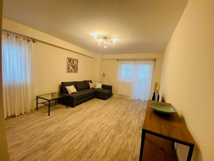 Apartament cu 3 camere decomandat, mobilat în Dorobanți
