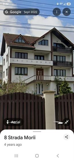 Casă cu 4 camere în Central