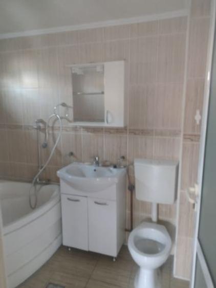 Casă cu 6 camere în București - 3