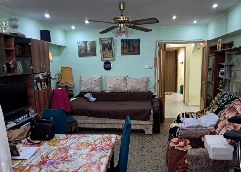 Apartament cu 2 camere decomandat, mobilat în Nerva Traian