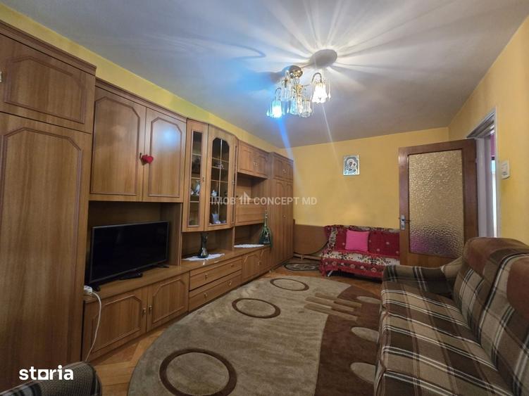 Apartament cu 2 camere decomandat în Vest