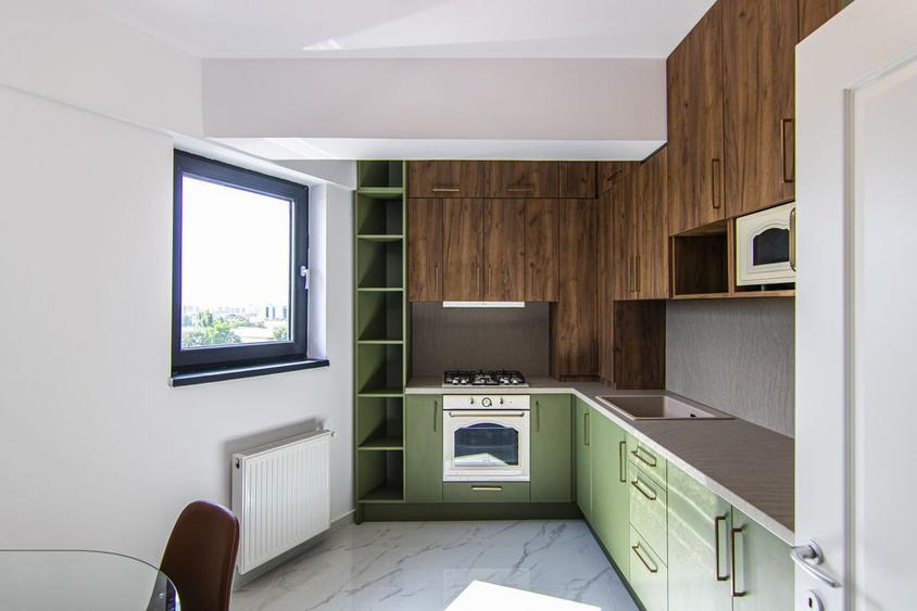 Apartament cu 2 camere decomandat, mobilat în Central