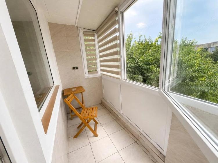 Apartament cu 4 camere semidecomandat în Tomis Nord