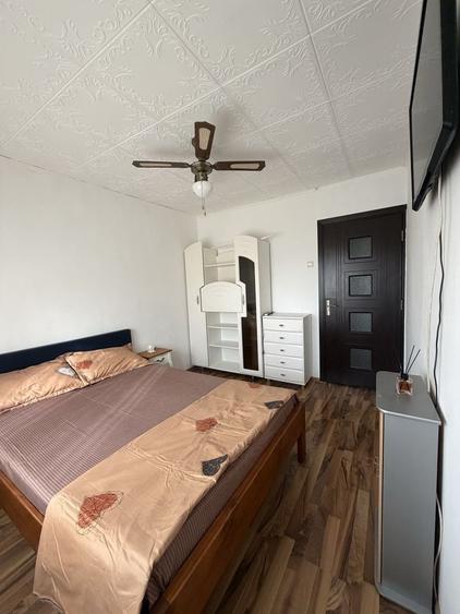 Apartament cu 3 camere decomandat în Lotus