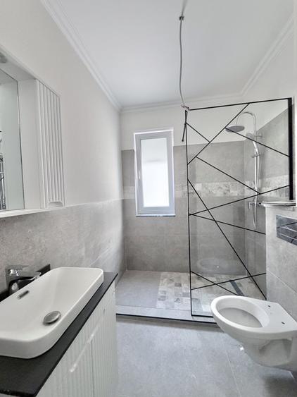 Apartament cu 2 camere decomandat în Giroc