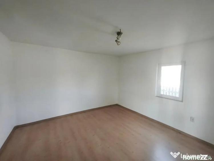 Casă cu 3 camere cu Teren 900 Mp în Dănila