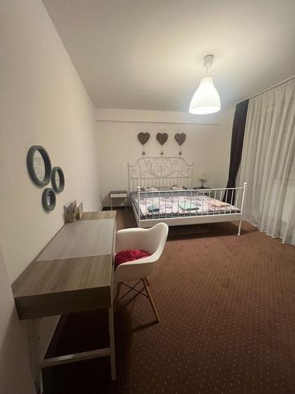 Apartament cu 4 camere în Central