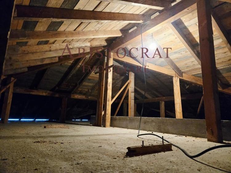 Casă cu 4 camere cu Teren 480 Mp în Corbeanca