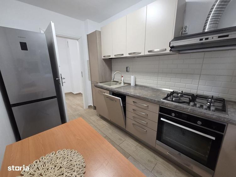 Apartament cu 3 camere, mobilat în Ferdinand