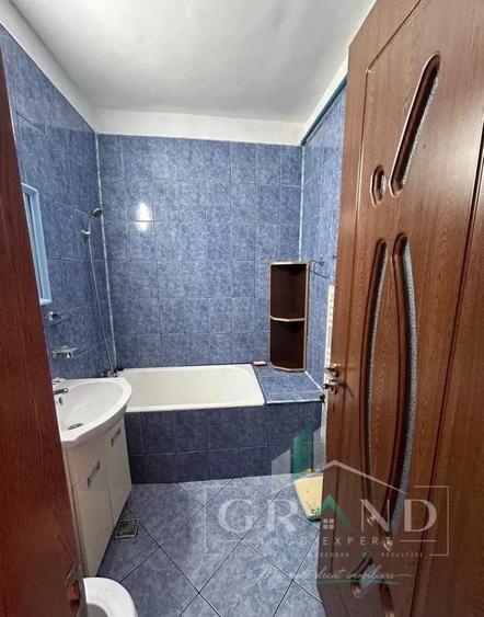 Apartament cu 2 camere decomandat în Semicentral