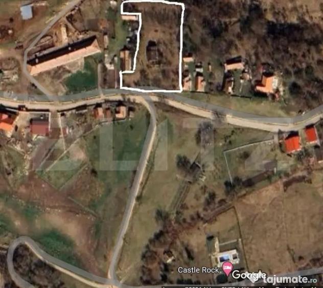 Casă cu 4 camere cu Teren 4873 Mp în Moldovenești