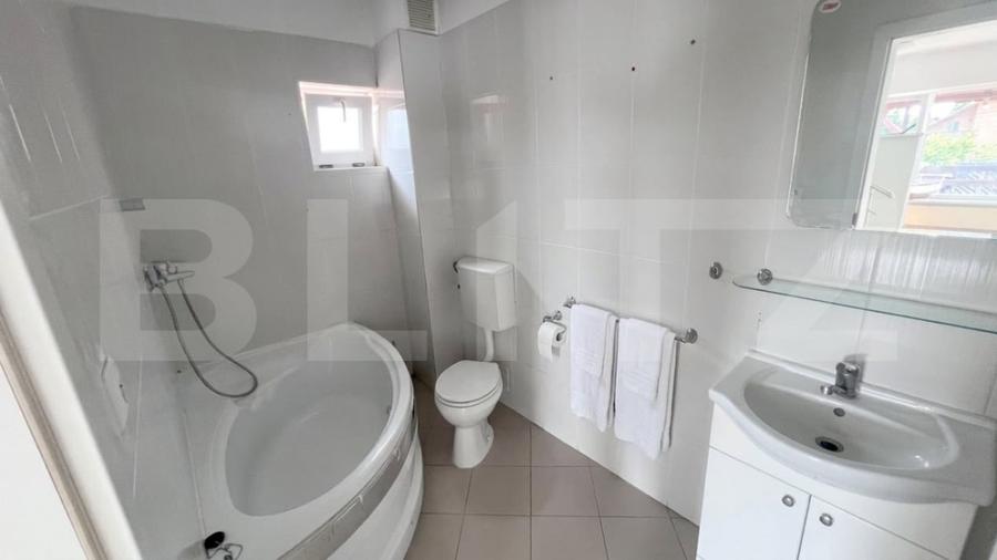Duplex cu 4 camere cu Canalizare în Cetate