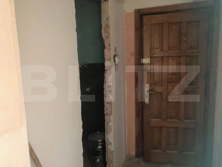 Apartament cu 2 camere nedecomandat în Solidarității