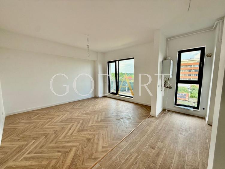 Apartament cu 2 camere decomandat în Sisești