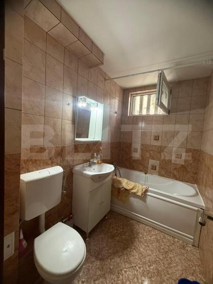 Apartament cu 2 camere decomandat, mobilat în Policlinica
