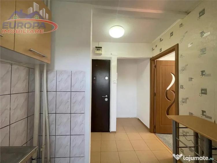 Garsonieră semidecomandată în 23 August
