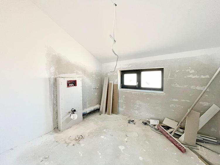 Duplex cu 3 camere cu Canalizare în Moșnița Nouă