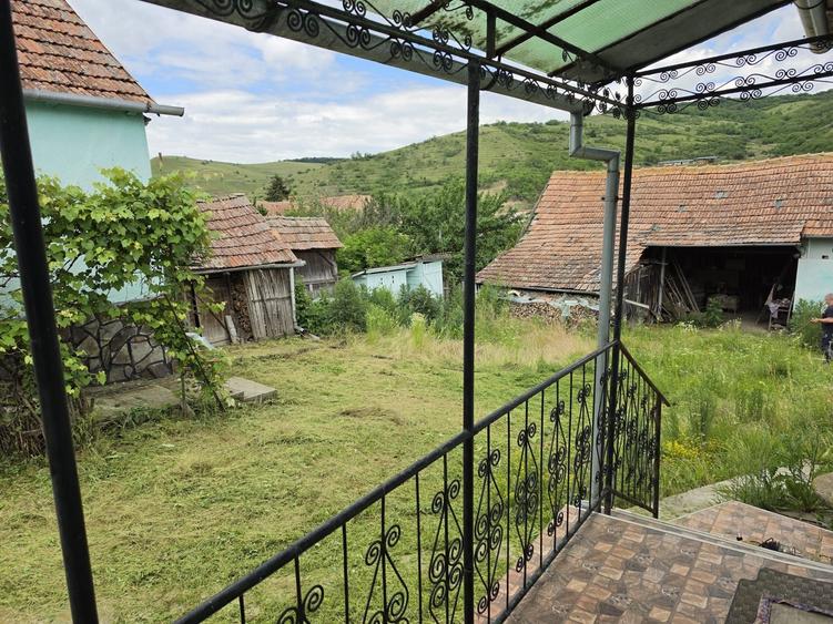 Casă cu 4 camere în Șilea