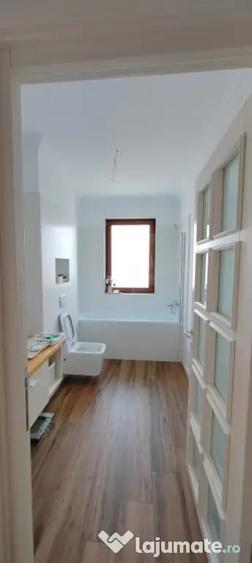 Apartament cu 3 camere decomandat în Popas Păcurari